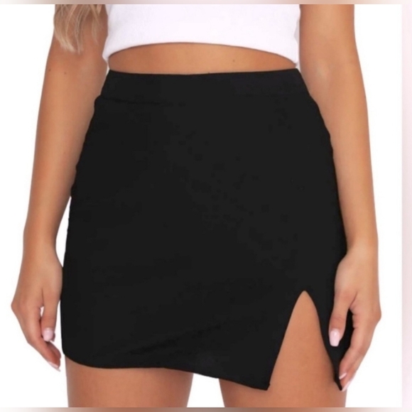 CANTON WALKER, Elegant Dark Mini Skirt - Picture 2 of 10